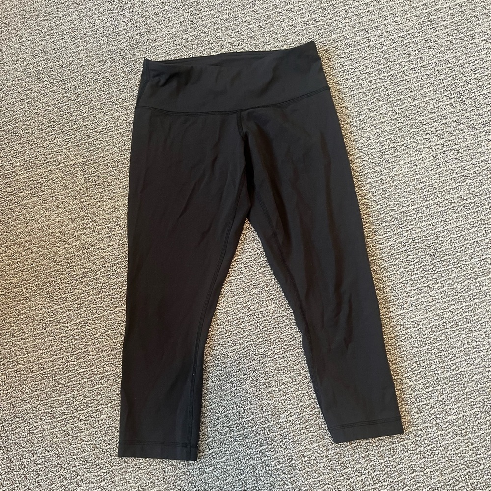 Black lululemon leggings